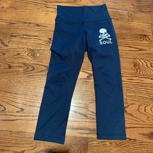 Soul Cycle Blue Skull cropped leggings Size Medium